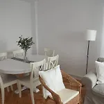 Nuevo y Amplio piso con wifi y vistas a la bahia