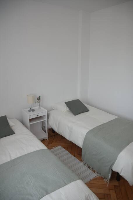 Apartamento Nuevo y Amplio piso con wifi y vistas a la bahia Santander